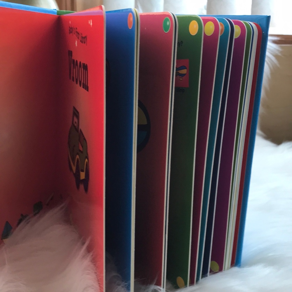Baby’s First Library Vroom - Picture 4 of 4